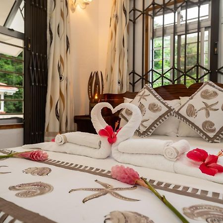 Janes' Serenity Guesthouse Anse a La Mouche Bagian luar foto